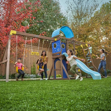 Jeux d'extérieur Montessori pour enfants - Découvrez tous nos jeux d'extérieur  Montessori – Monti Family