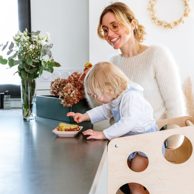 Der Montessori-Mehrzweck-Beobachtungsturm mit seiner Schiefer-Rutsche