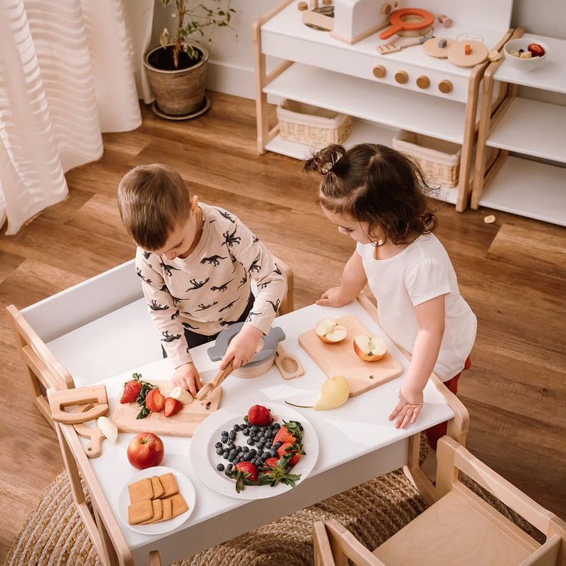 Großer Multifunktionstisch und Montessori-Stuhl - Monti Family