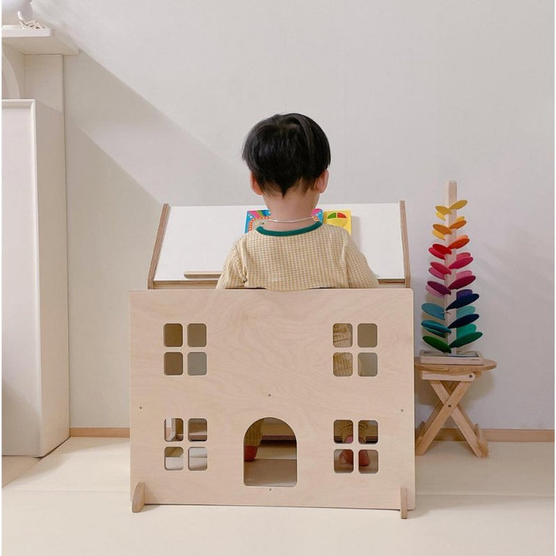 Multifunctional Dollhouse - Monti Family