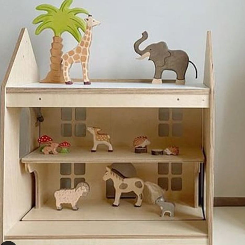 Multifunctional Dollhouse - Monti Family