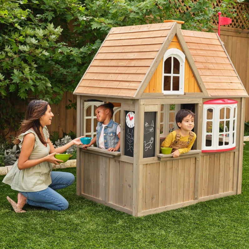 Imagination wooden hut - Monti Family