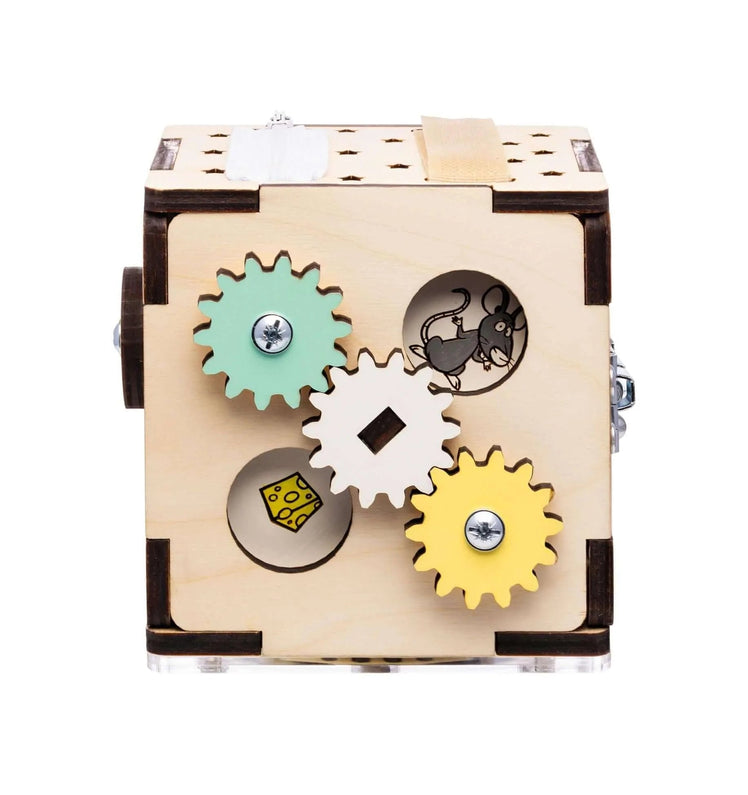 Wooden activity cube - Monti Family