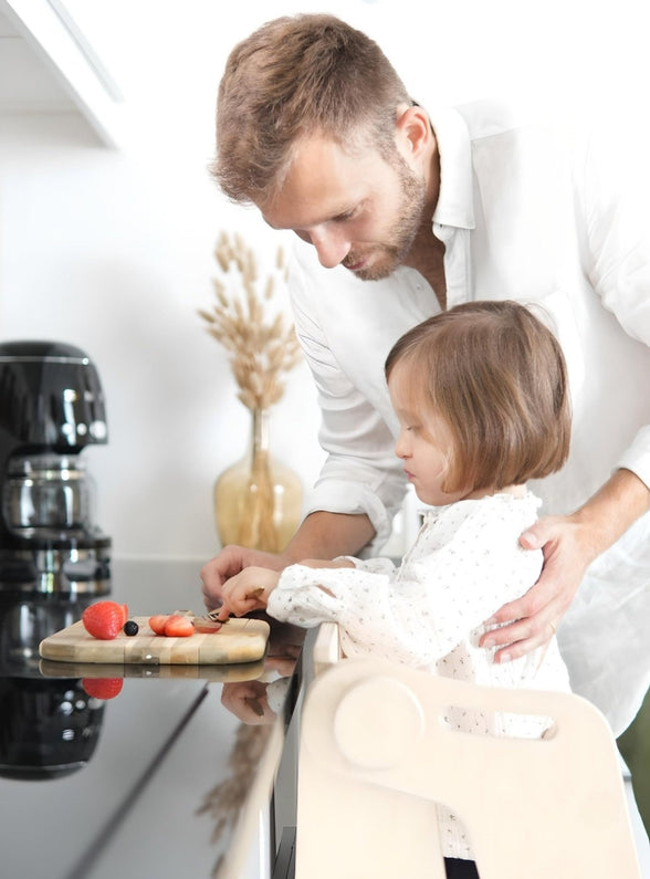 Torre de observación multifunción plegable Montessori con tobogán de pizarra - Monti Family