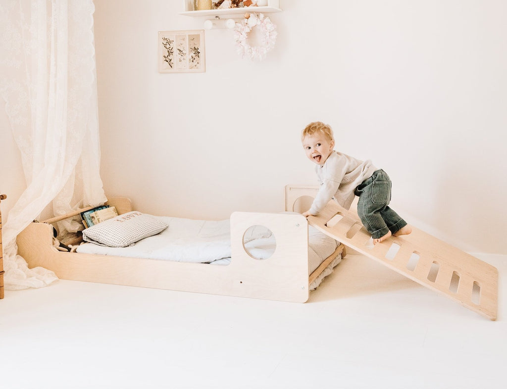 Letto Montessori in evoluzione - Famiglia Monti