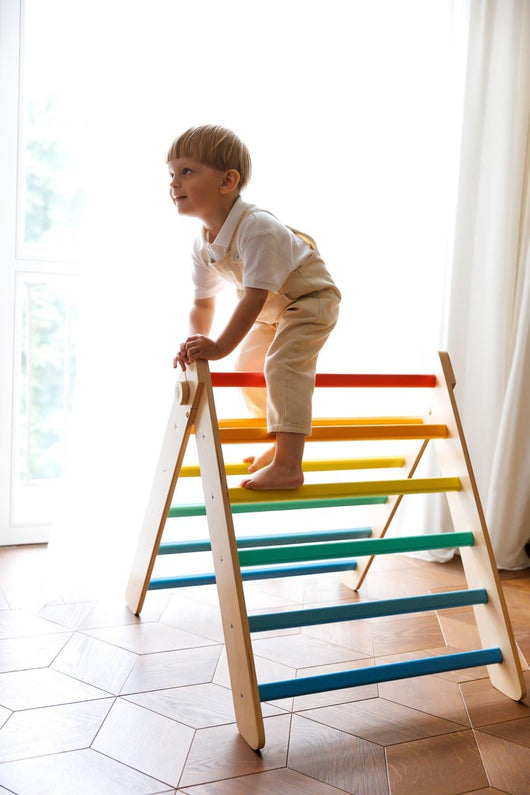 Triangolo arcobaleno Pikler - Famiglia Monti